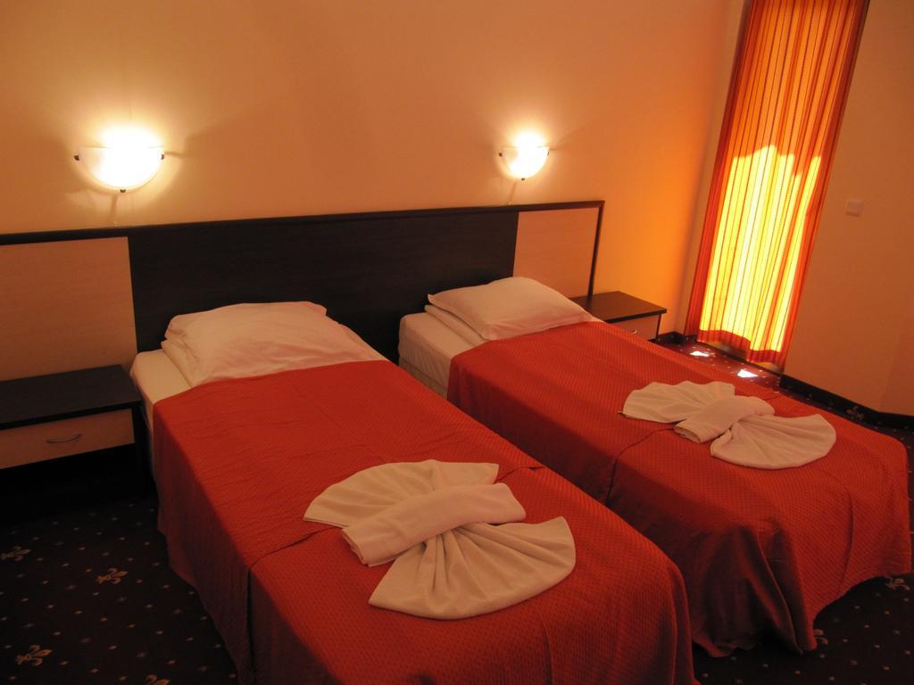 Maverick Hotel Slantschew brjag Zimmer foto